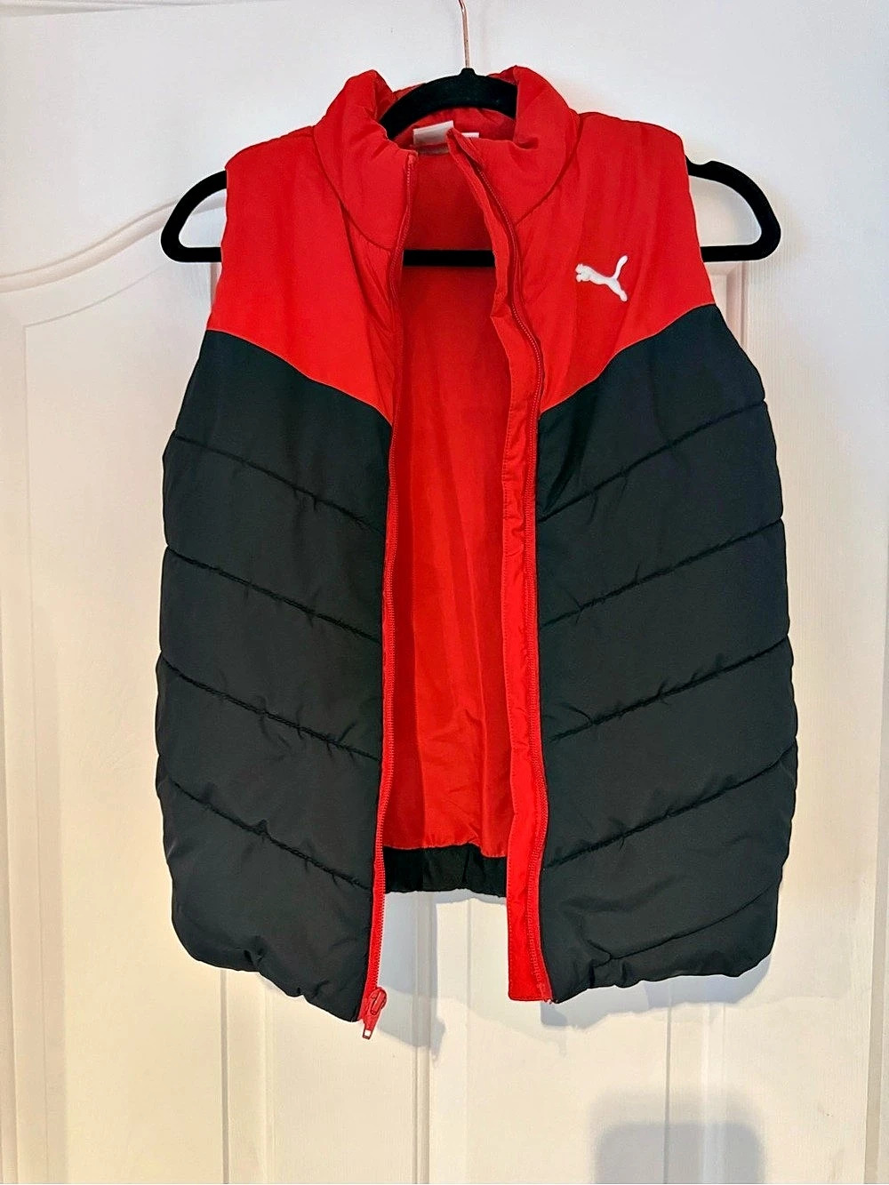 Puma Essentials Padded Puffer Vest Color Block Red & Black Medium